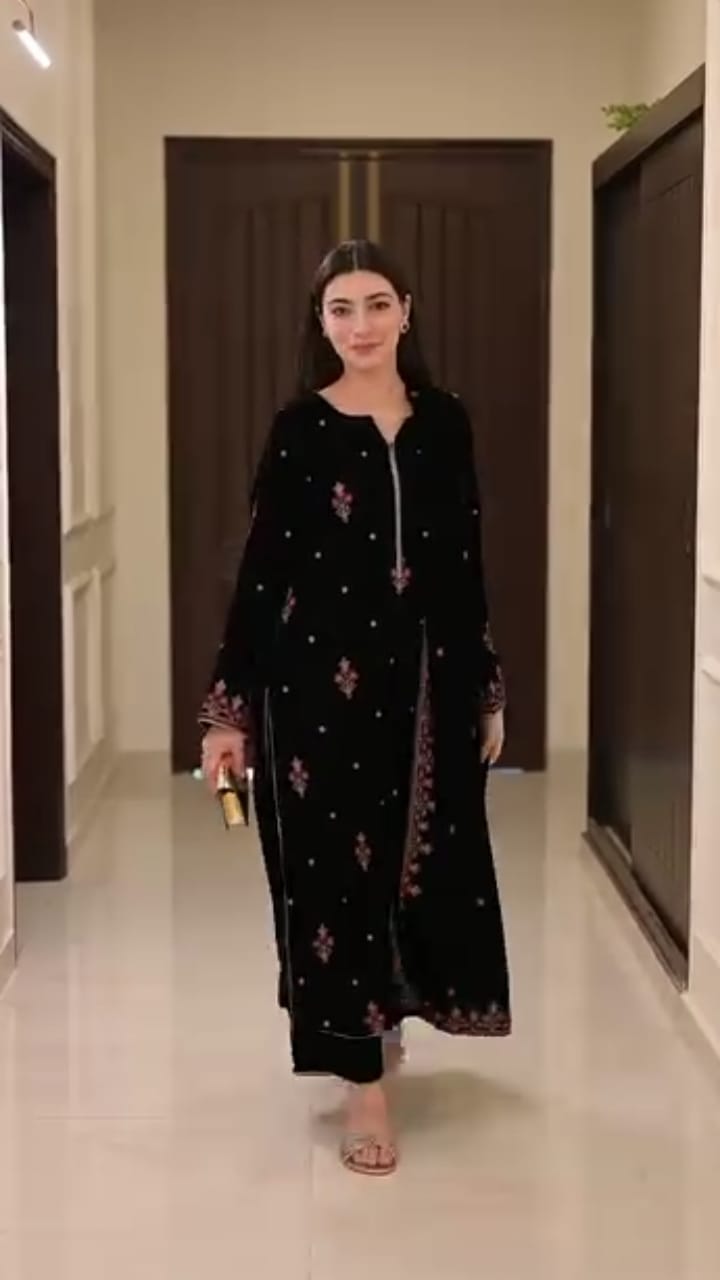 BLACK EMBROIDERED 3PC SUIT