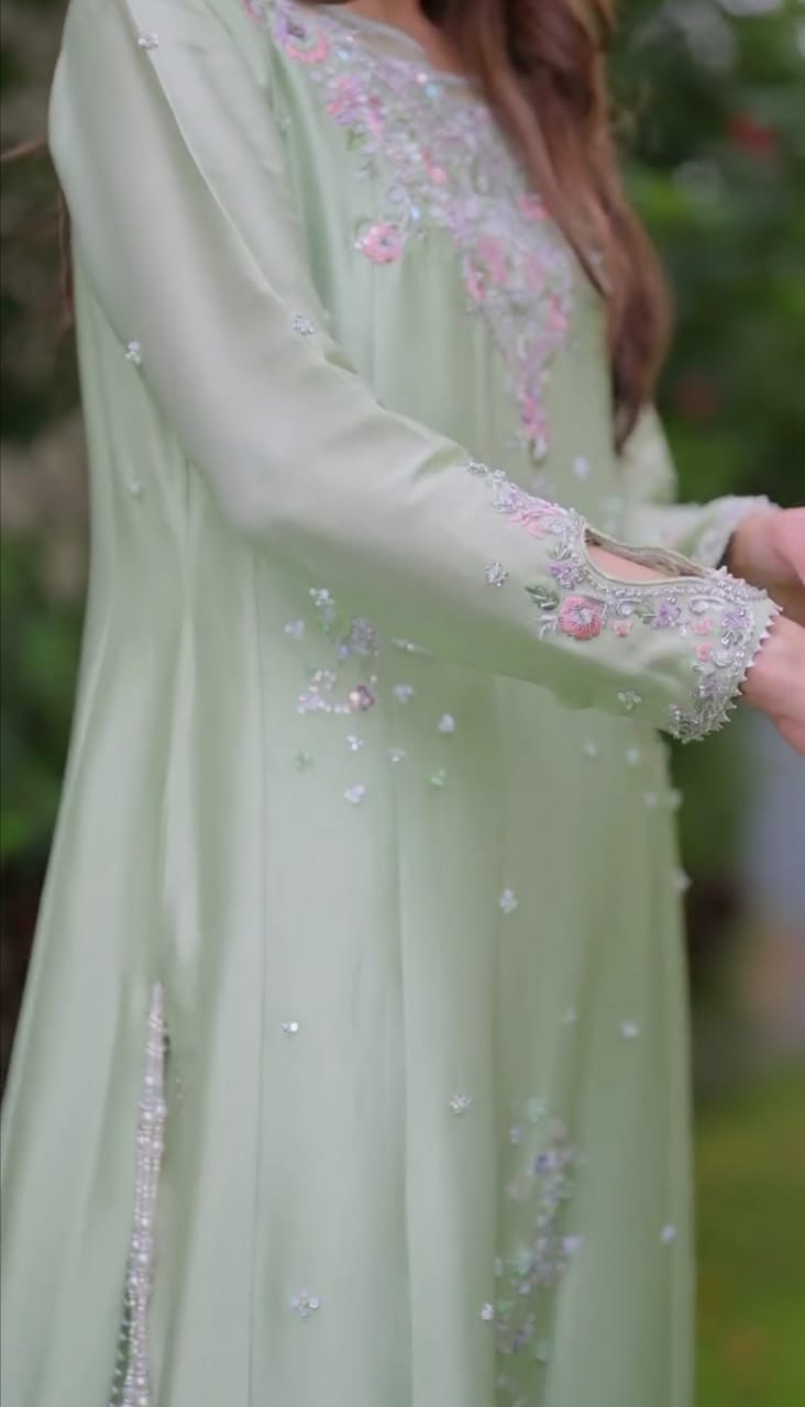 PISTA COLOR HEAVY EMBROIDERED HANDWORK 3PC SUIT