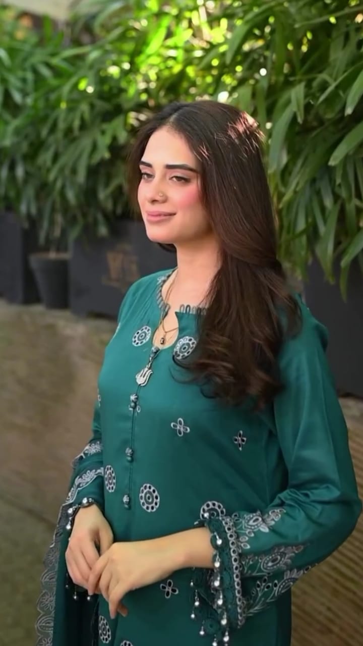 PEACOCK GREEN EMBROIDERED 3PC SUIT
