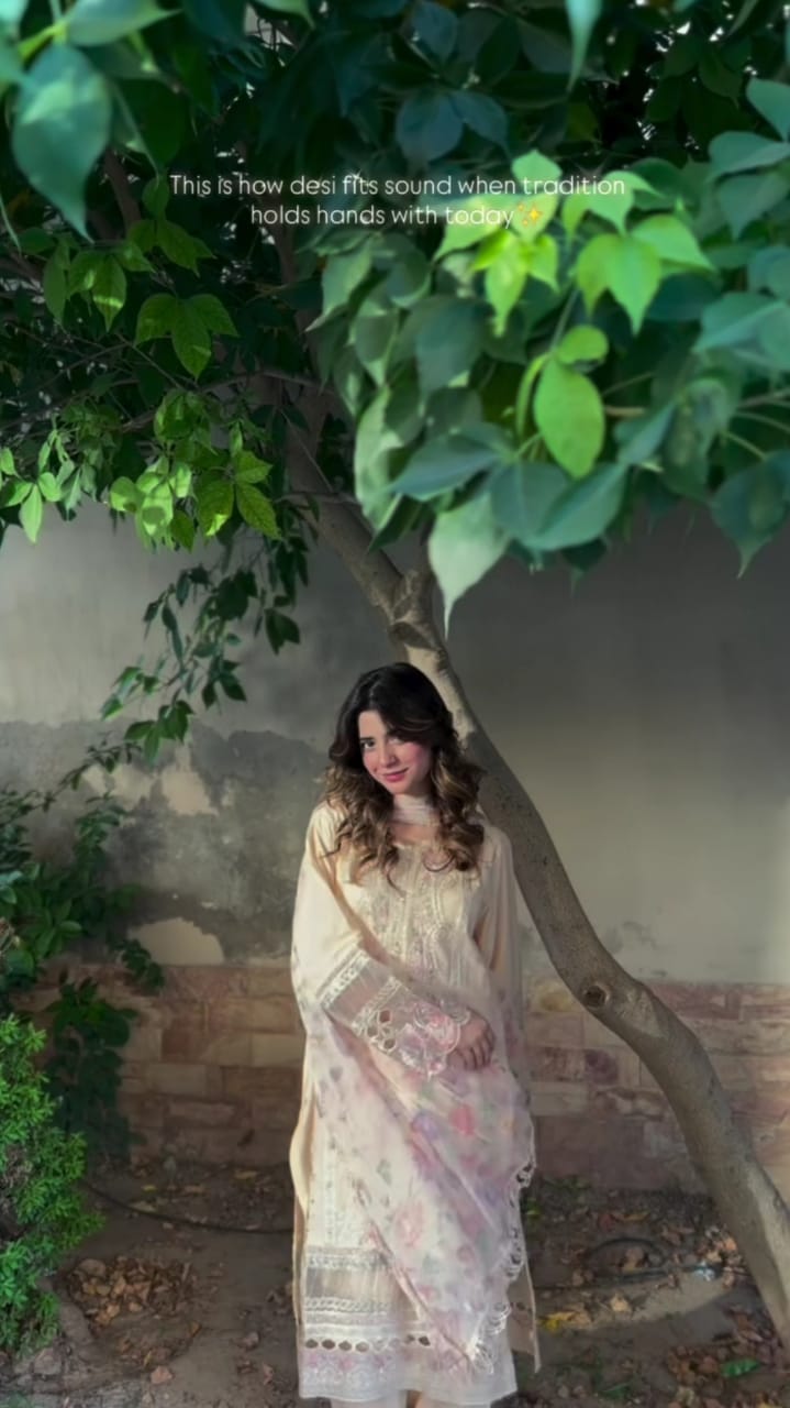 EMBROIDERED HANDWORK 3PC SUIT