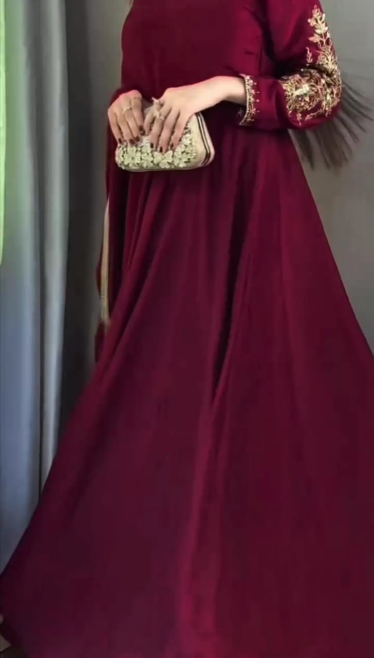MAROON EMBROIDERED SUIT