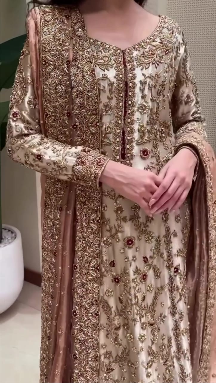 HEAVY EMBROIDERED HANDWORK SUIT