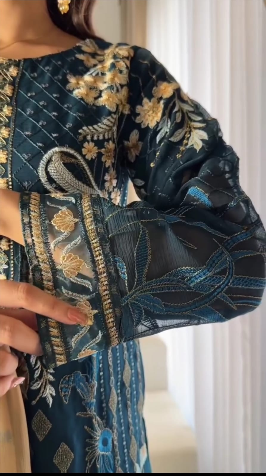 EMBROIDERED 3 PC SUIT