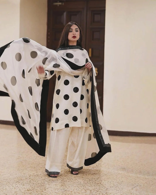 Yumna Lawn Embroidered 3 piece