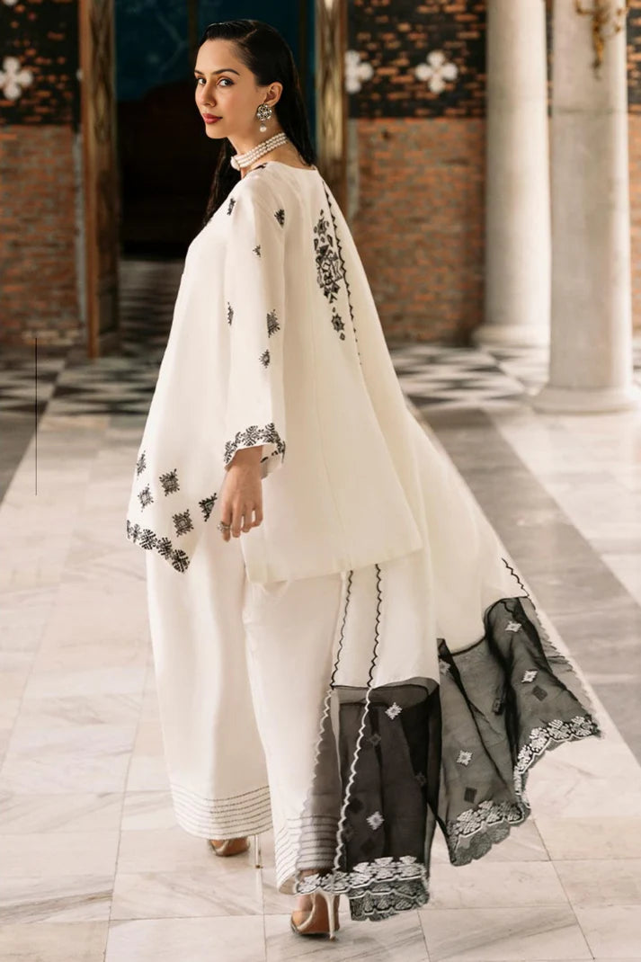 Dananeer Embroidered 3pc Lawn Dress