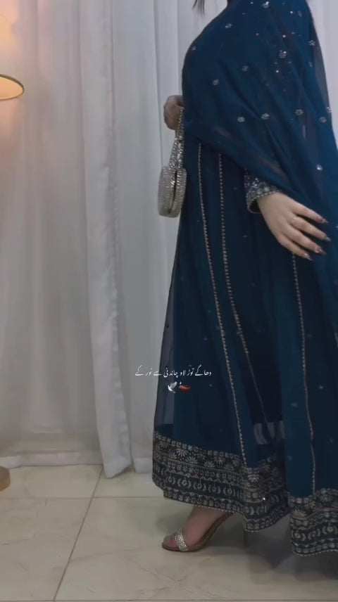 HEAVY EMBROIDERED 3PC SUIT